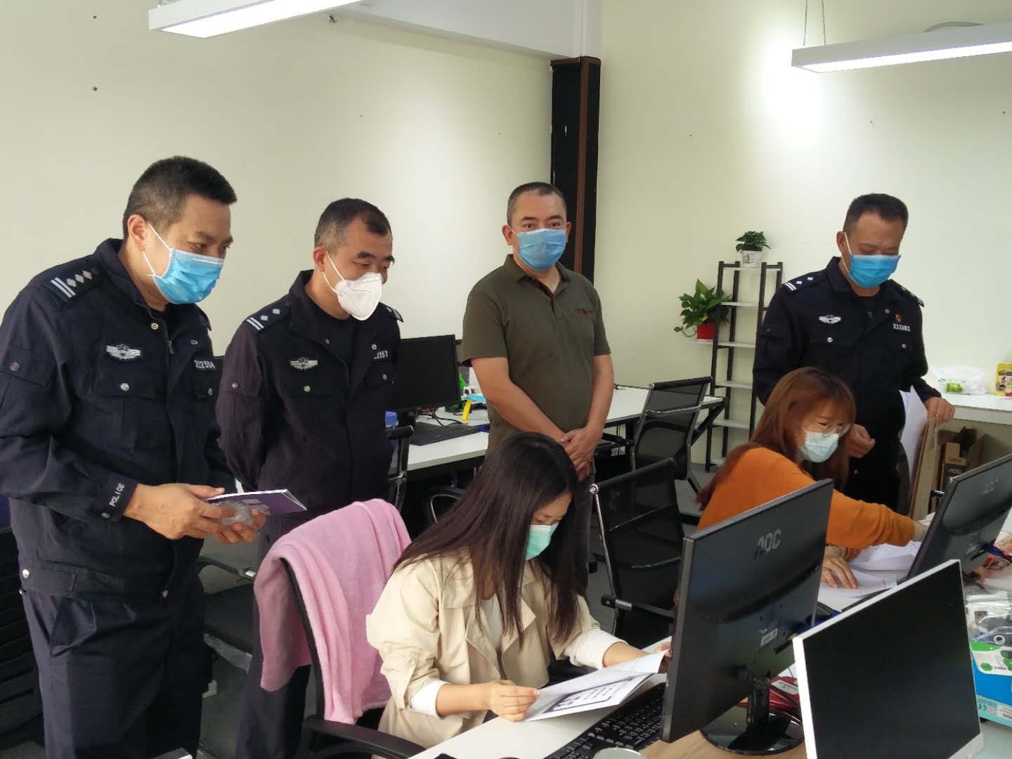 廣東省湛江市經(jīng)開區(qū)網(wǎng)警抗疫護(hù)網(wǎng) 助力轄區(qū)科企復(fù)工復(fù)產(chǎn)湛江網(wǎng)絡(luò)科技